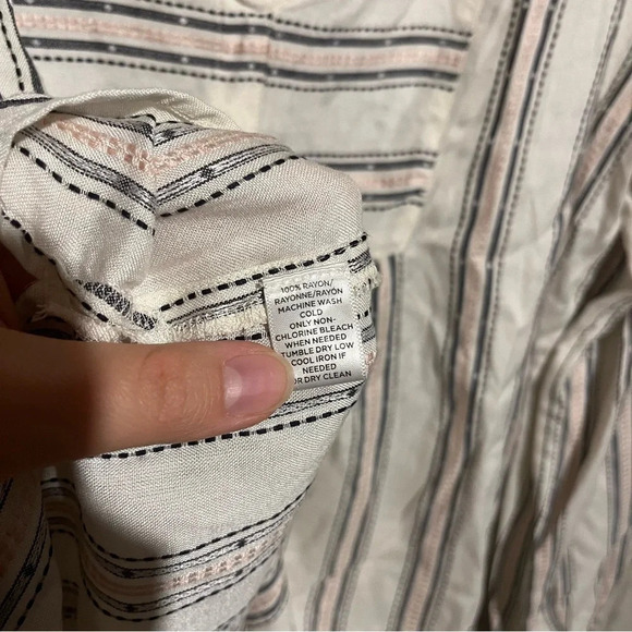 LOFT Blouse NWT Womens Medium White Striped Rayon Balloon Sleeve V Neck - Picture 8 of 11